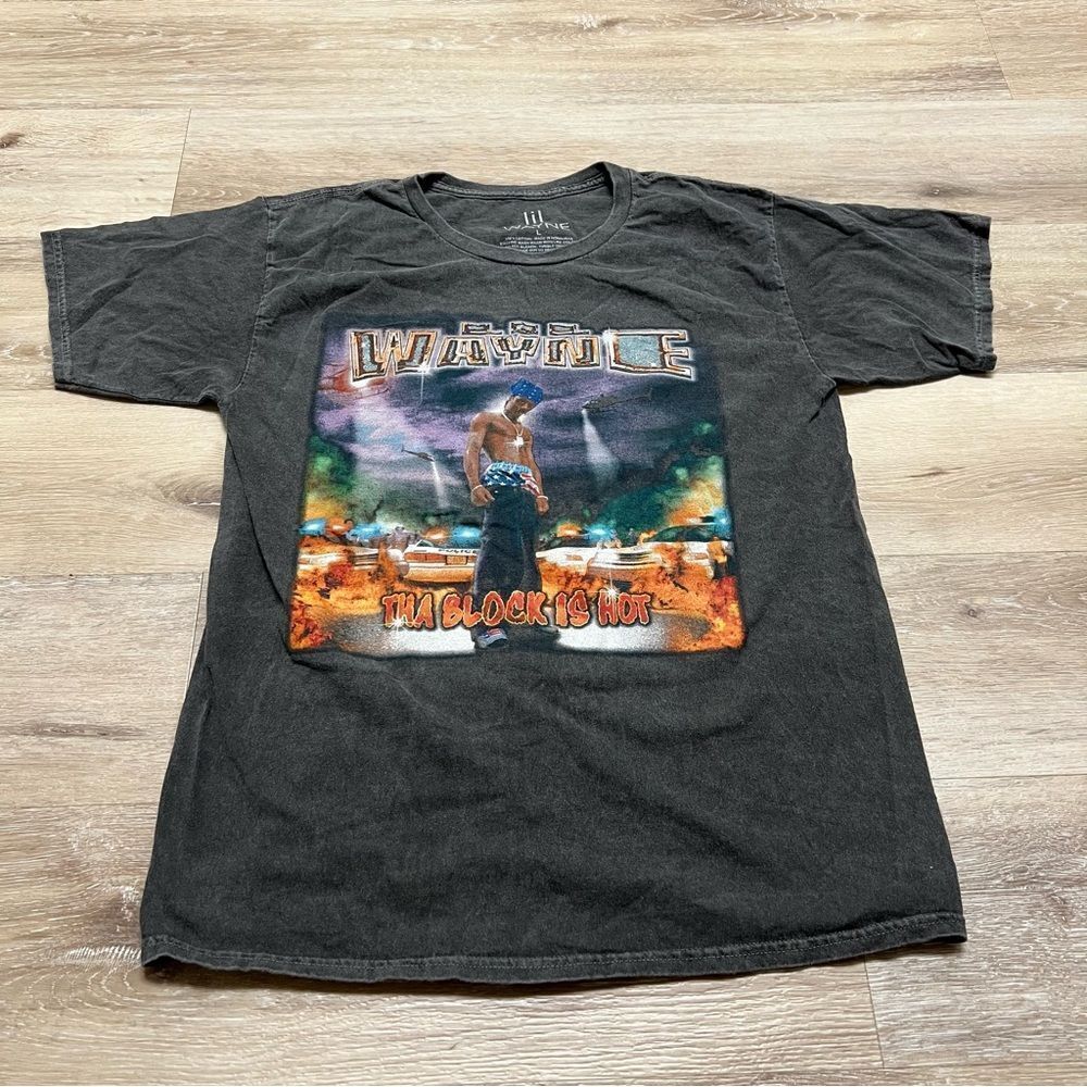 Lil' Wayne Tha Block is Hot Album T-Shirt Men's Size Large Short Sleeve Crewneck